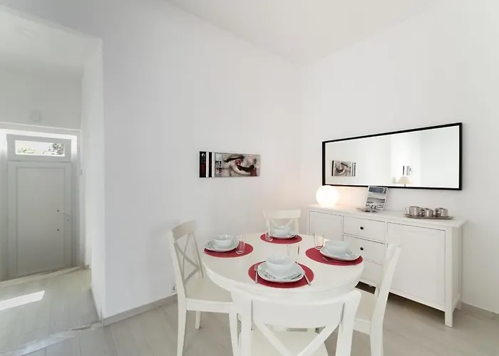 A Casa Santos Nicolau