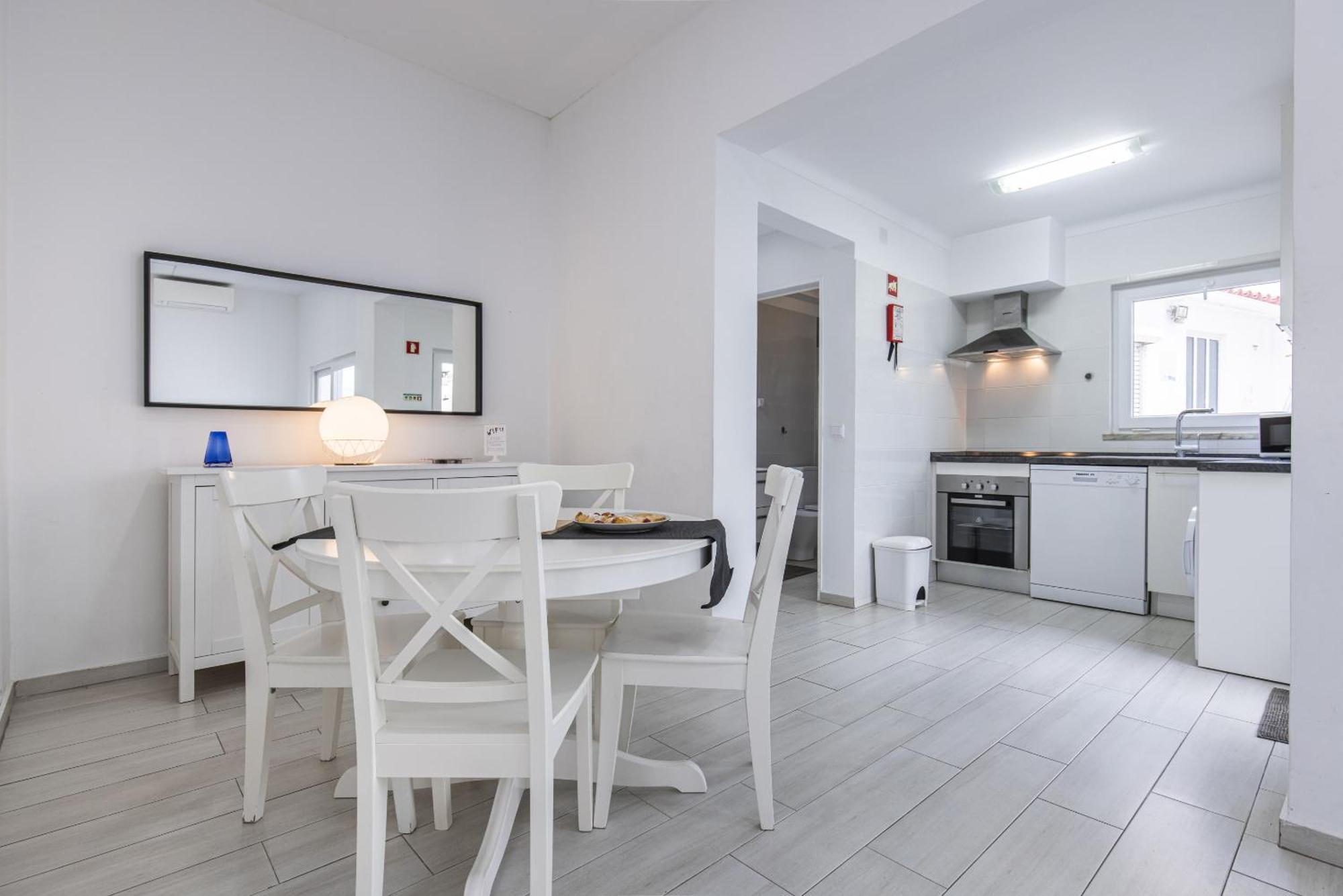 A Casa Santos Nicolau Holiday home